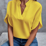 vrouwelijke V-hals blouse
