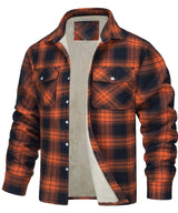 winterse outdoor jas met praktische knoopsluiting
