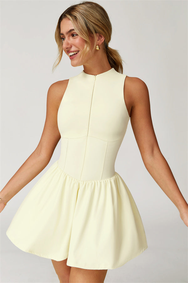 Sportkleid Elira mit figurbetonter Passform und integrierter Short
