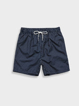 zomeroutfit met elastische tailleband
