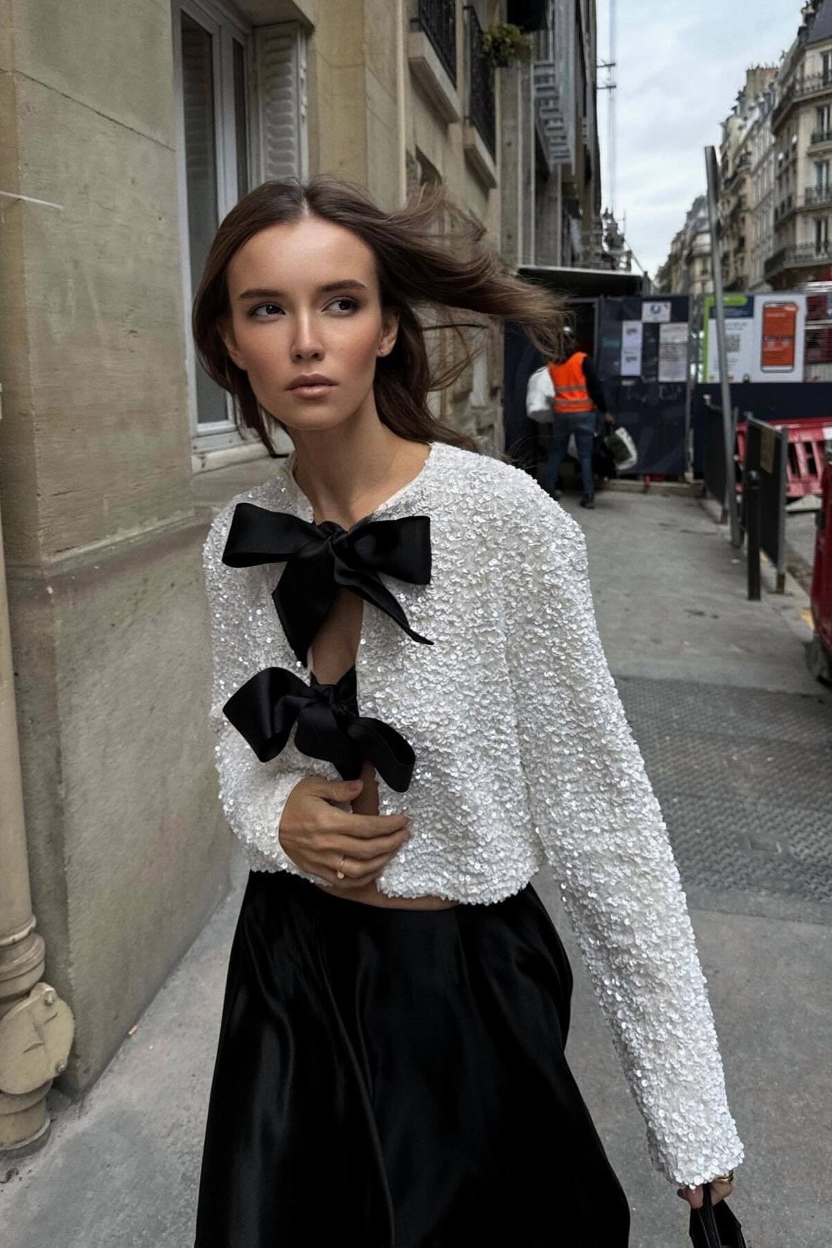 Noëlle Sparkle | Glitzer Cardigan mit Pailletten & Schleifen-Details