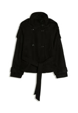 Kurzer Trenchcoat mit Stehkragen – Nahaufnahme