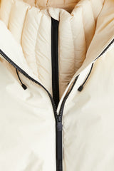 Auraya Ski Jacket | Wasserabweisende Damen Skijacke mit Abnehmbarer Kapuze & Taillierter Passform