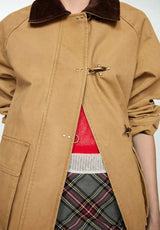 Marleau Jacket | Damen Workwear Jacke in Camel mit Cordkragen & Toggle-Verschluss