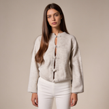 Amélie Strick-Cardigan in Beige mit dekorativen Knöpfen
