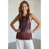 Bordeauxrotes Neckholder-Top aus Kunstleder mit breiter Fransenkante für Damen