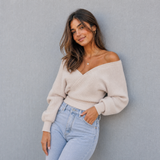 Beiger Off-Shoulder Strickpullover mit offenem Rücken