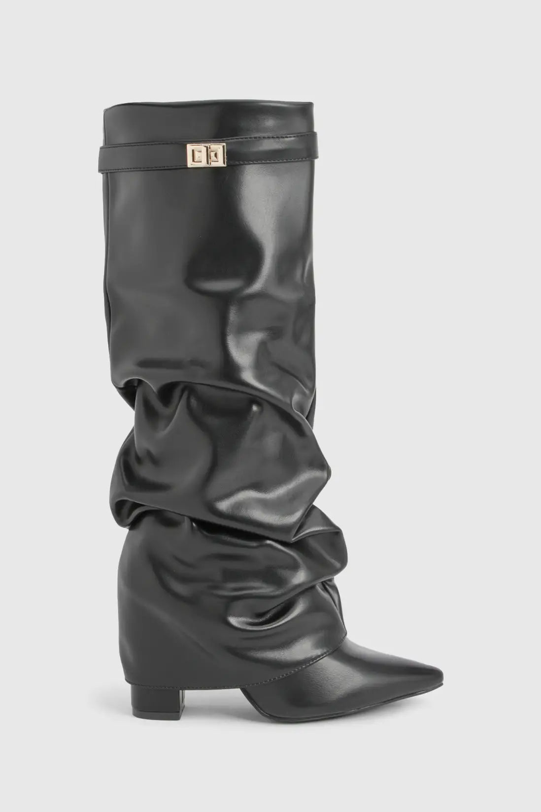 Marzella Slouch Boots in schwarze PU 