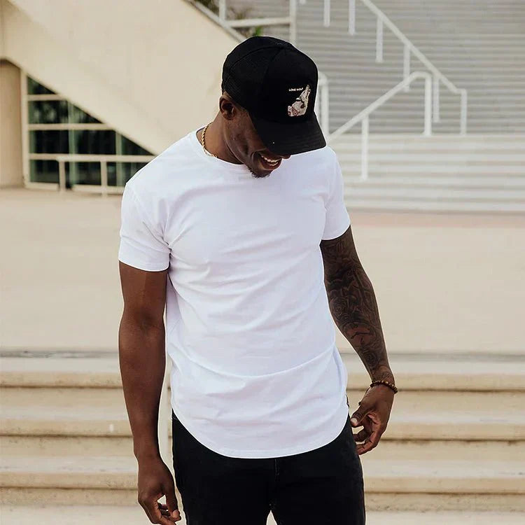 Geritt T-shirt in wit met ronde hals en strakke pasvorm

