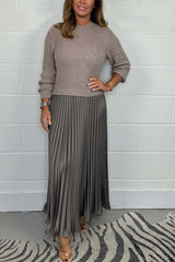Isabelle | Stylish Midi Dress with Unique Skirt Detail 