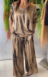 Liana | Casual Two Piece Satin Suit with Round Neck
