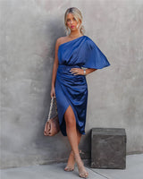 One shoulder blauwe zijden jurk met split voor dames
