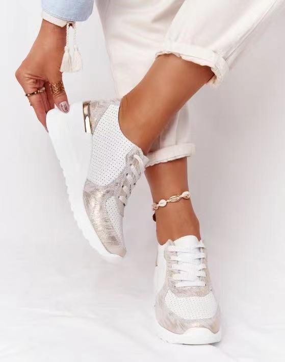 Talaine Nanti bequeme Sneaker mit Keilabsatz im Detail