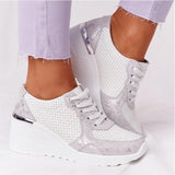 Nanti Damen-Sneaker von Talaine mit sicherer Gummisohle