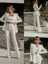 Cropped Top und Flared Hose Set Damen in Weiß