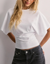 Amaya | Trendy T-shirt with Wide Sleeves